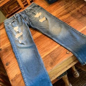 Hollister distressed skinny jeans 32x32